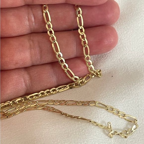 Solid 14k Gold Figaro Necklace - Picture 8 of 8